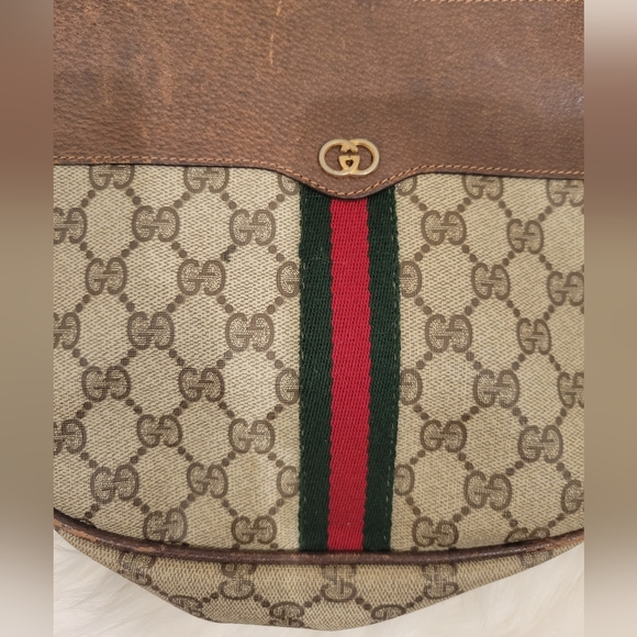 Vintage Gucci Crossbody - Picture 4 of 14